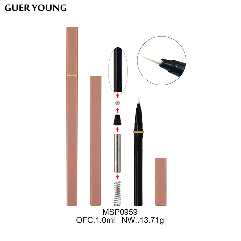 Eckiger Eyeliner-Stift als Strukturoption