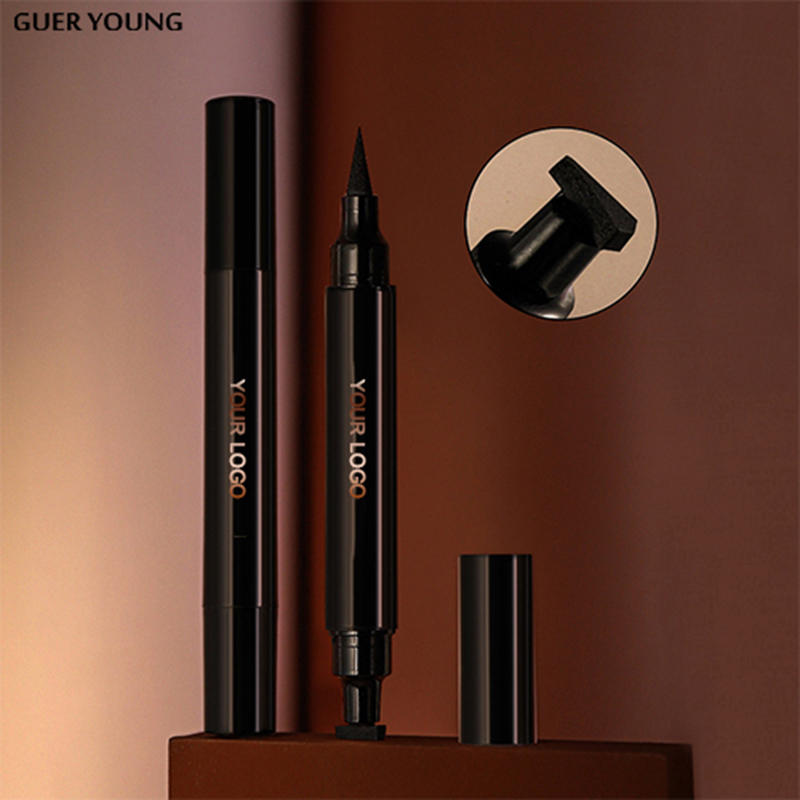 Doppelendiger Eyeliner-Stift als Option